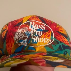 Bass pro shop Hawaiian Floral hat 🧢 🐟🔥